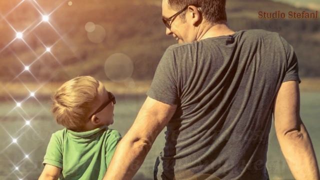 С ДНЁМ ОТЦА! КРАСИВОЕ ПОЗДРАВЛЕНИЕ С ДНЕМ ПАПЫ . Музыкальная Открытка С Днем отца смотреть онлайн