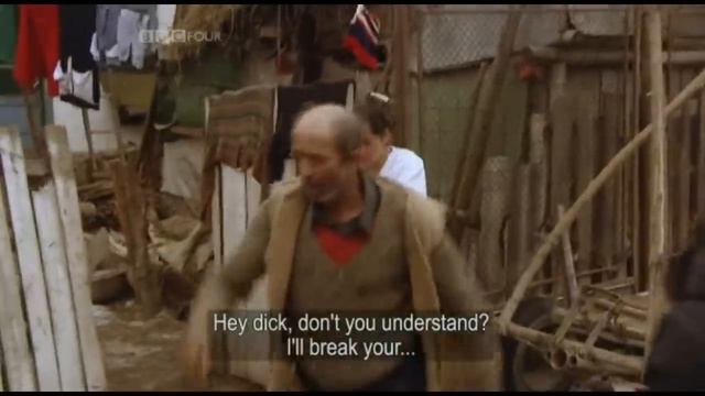 Glod villagers get angry after being asked about Borat смотреть онлайн