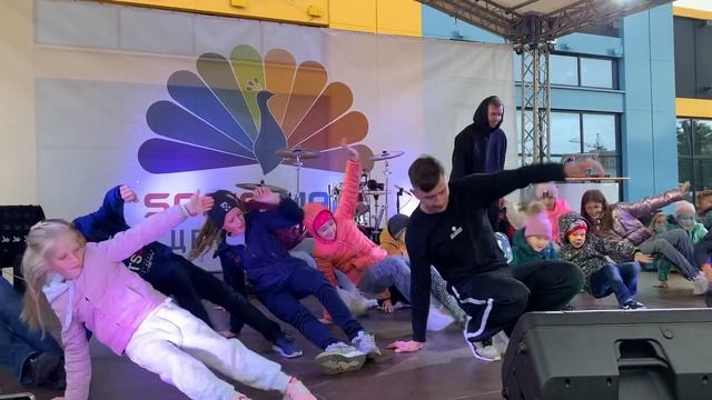 Как, научится танцевать брейк данс за 10 минут??? Мастер класс от чемпиона. смотреть онлайн