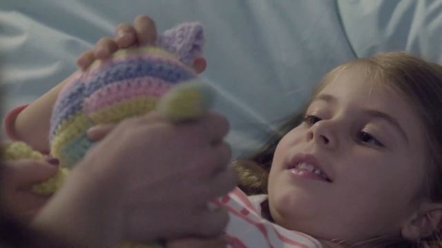 Интензивна грижа с AtopiControl Интензивен успокояващ крем от Eucerin! смотреть онлайн