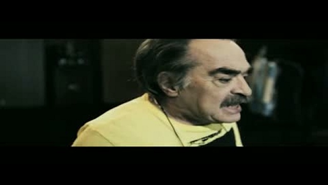 Поцелуй сквозь стену (2011 / Трейлер) смотреть онлайн