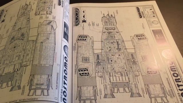 “Alien: The Blueprints” by Graham J. Langridge - Unboxing смотреть онлайн