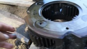 Ремонт редуктора хода, на экскаватора ВОЛЬВО.