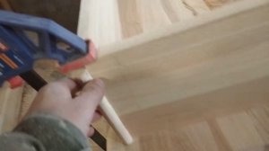 Фрезеровка прямого подступенка и ступени . Изготовления лестницы из массива ясеня. Видио №2.