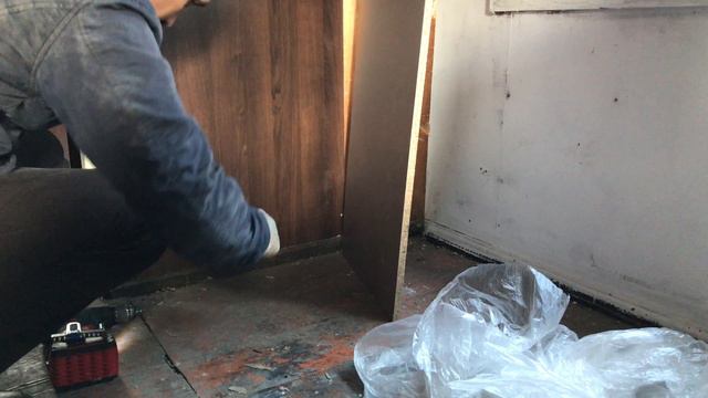 Ремонт в заброшке. Часть 12. Стол из ДСП своими руками смотреть онлайн