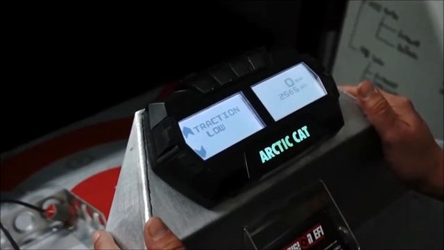 Gauge Flash Features for Arctic Cat 9000 from Speedwerx & Precision EFI смотреть онлайн