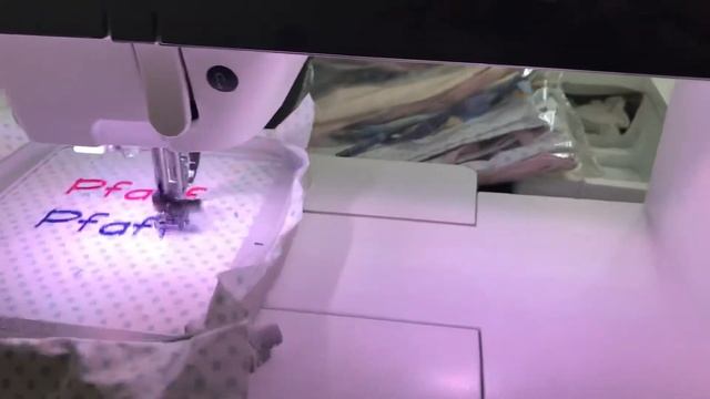 PFAFF CREATIVE VISION .....