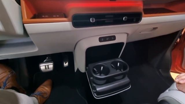 The new 2022 Volkswagen ID. Buzz People Walkaround смотреть онлайн