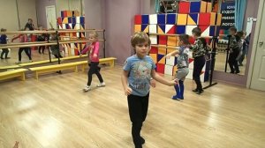 Мышематика: весёлая разминка "бабочки и гусеницы". Подвижные игры для детей