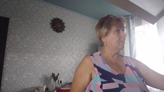 На кухне/ Недогарка ниже некуда смотреть онлайн