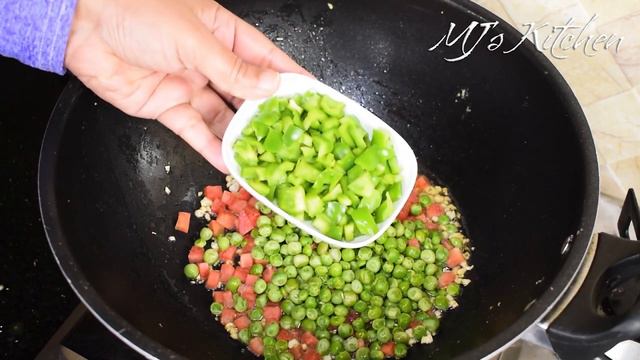 Egg Fried Rice Restaurant Style | #ThisisHow How to make egg fried rice | смотреть онлайн