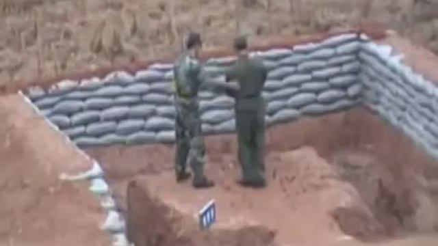 Китайский солдат бросает гранату смотреть онлайн