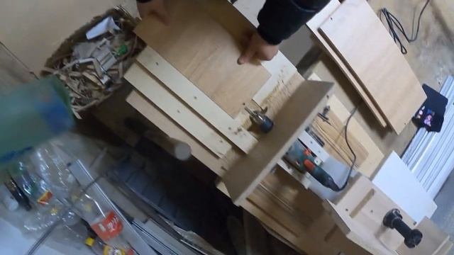 СВЕРЛИЛЬНЫЙ ПРИСАДОЧНЫЙ СТАНОК ДЛЯ МЕБЕЛИ САМОДЕЛЬНЫЙ СВОИМИ РУКАМИ смотреть онлайн