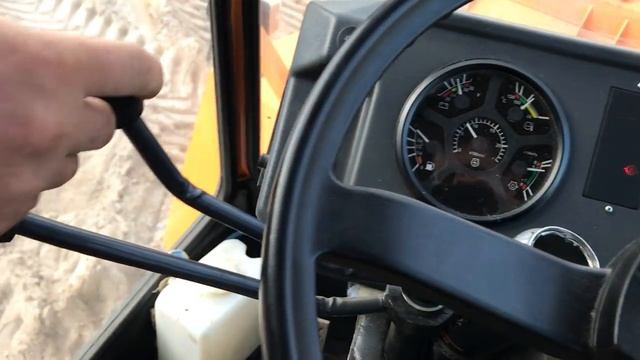 КАЛЯН86. Обзор фронтального погрузчика АМКОДОР смотреть онлайн