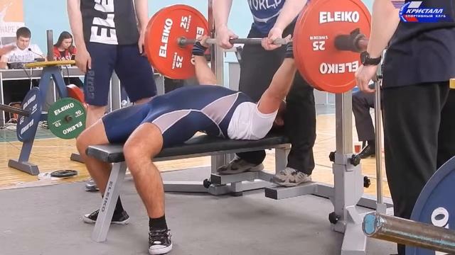 30 мая 2015. Меньшиков Роман. 1 подход. Жим 125 кг, с.в. 69,05 кг смотреть онлайн