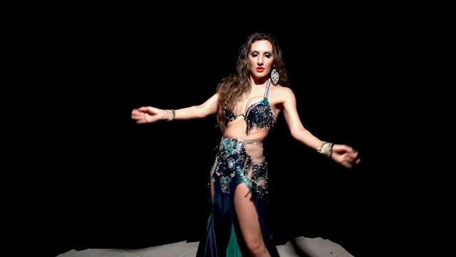Vanessa Cembranel Bellydancer смотреть онлайн