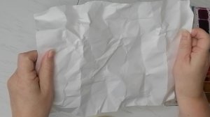 Рисование на мятой бумаге акварелью.
