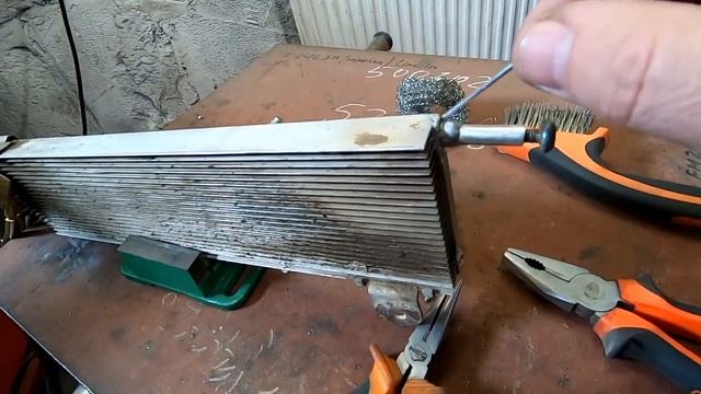 Ювелирная TIG сварка топливного радиатора охлаждения. Alumīnija metināšana. Welding aluminium смотреть онлайн