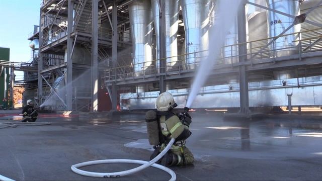 Пожарно-тактические учения в ООО "Томлесдрев" смотреть онлайн