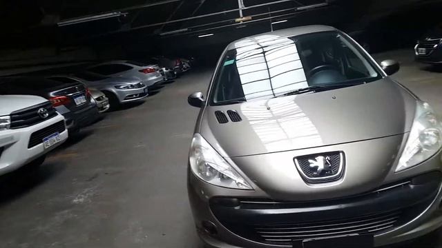 Peugeot 207 2011 XT hdi 1.4 4 puertas смотреть онлайн