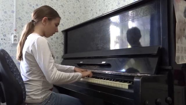 Playing the Etude on piano | Играю Этюд на фортепиано смотреть онлайн