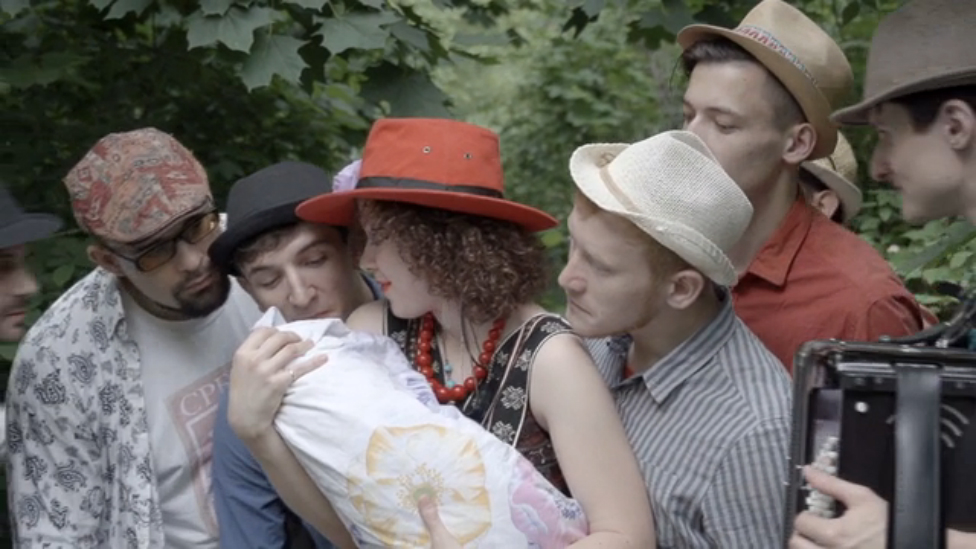 Оркестр балканской музыки "Bubamara Brass Band" - Povjetarac - Каталог артистов смотреть онлайн