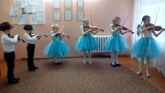 ансамбль скрипачей "Виолинки" смотреть онлайн