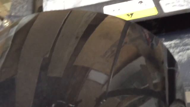 Metallic Base coat & HS clear coat - IWATA LPH-400 LVB 1.4mm смотреть онлайн