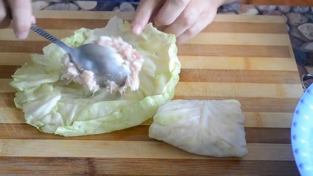 ГОЛУБЦЫ, НУ ОЧЕНЬ ВКУСНЫЕ! Подробный видео - рецепт, как приготовить голубцы и всех удивить! смотреть онлайн