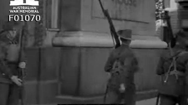 AIF in England: diggers in London смотреть онлайн