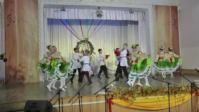 Казачий фестиваль " Венок народных традиций " - Данко смотреть онлайн