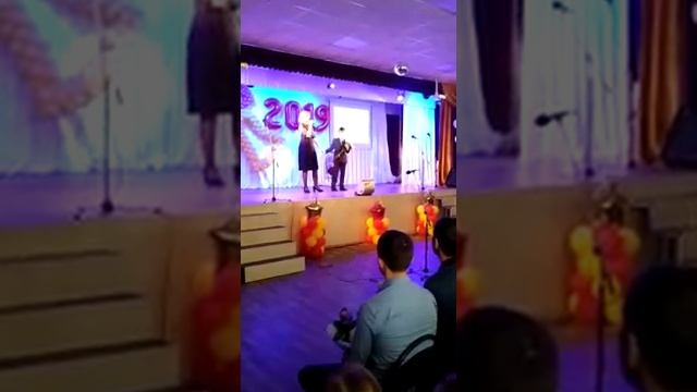 Песня сыну на выпускной. Слова мои. смотреть онлайн
