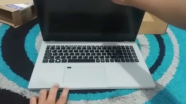 unboxingreview laptop acer aspire vero av15 51 547x смотреть онлайн