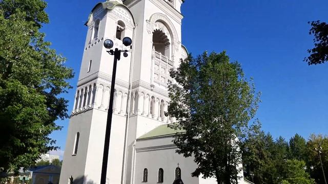 Покровский собор и Храм-колокольня на Рогожском кладбище в Москве смотреть онлайн