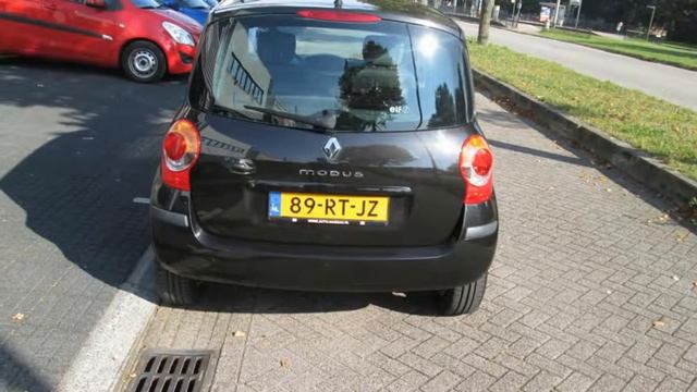Renault Modus 1.6 16V 110 DYNAMIQUE LUXE смотреть онлайн