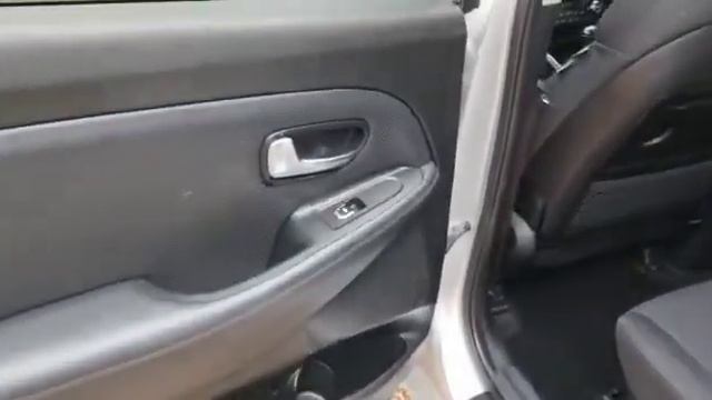 KIA CARENS 1.7 2 CRDI 5d 134 BHP WALK AROUND AND INTERIOR смотреть онлайн