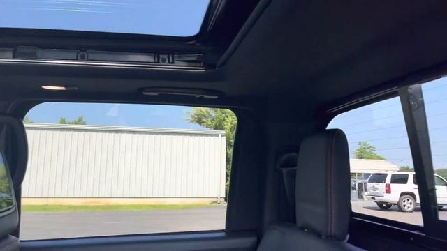 2021 NISSAN TITAN PRO-4X CREW CAB 4x4 смотреть онлайн