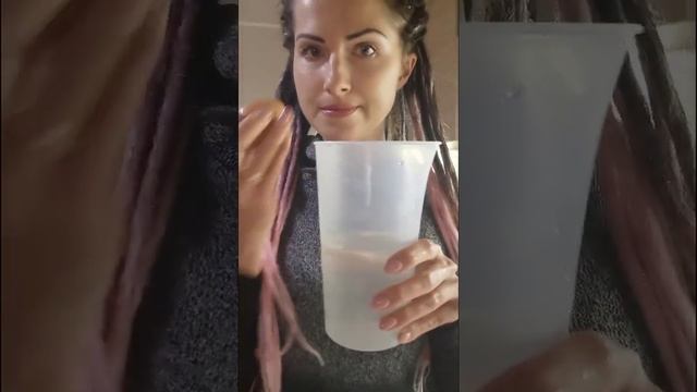 Как проверить свежесть яиц? #Shorts смотреть онлайн