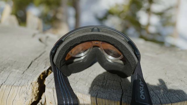 2022 Oakley Flight Deck M Snow Goggle REVIEW! | SportRx EXCLUSIVE!