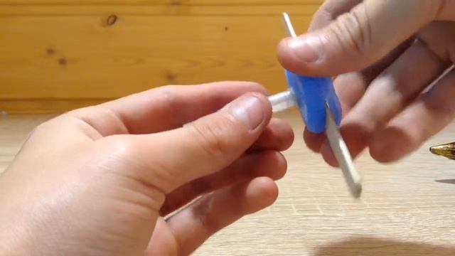 Мини арбалет из крышки и деревянной палочки! смотреть онлайн