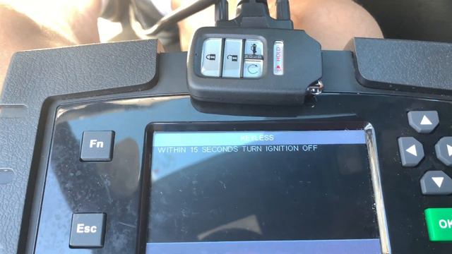 2019 Honda Accord Civic CR-V Smart Key Remote Start Key Programming with Autek ikey820 in 3 Minute смотреть онлайн