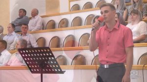 Гляжу я на небо / Песня