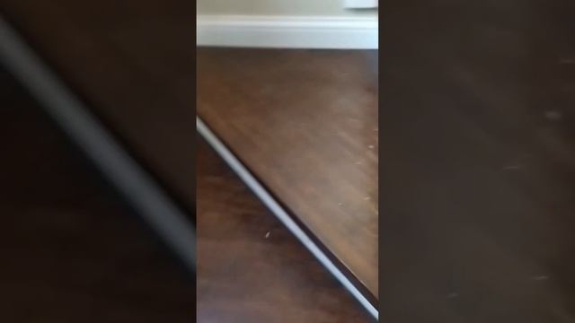 Отделка бетонной лестницы. Ступени из шпонированной фанеры. смотреть онлайн