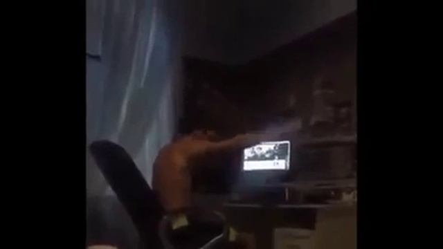 '' Вероника,, бьётся об стол смотреть онлайн