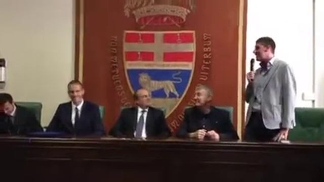 Leonardo Bonucci accolto in Provincia dagli assessori Danti e Fraticelli per l'Etrusco d'oro смотреть онлайн