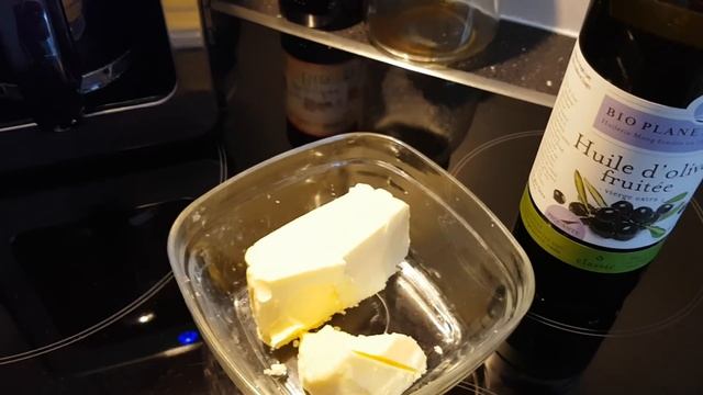 СЕКРЕТ идеальной кожи моей Французской Свекрови 70+ | МАСЛО вместо КРЕМА под глаза. смотреть онлайн