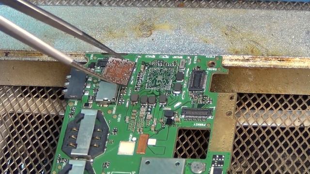 Lenovo S820 не включается. Диагностика "с нуля". Посылка из Одессы. смотреть онлайн
