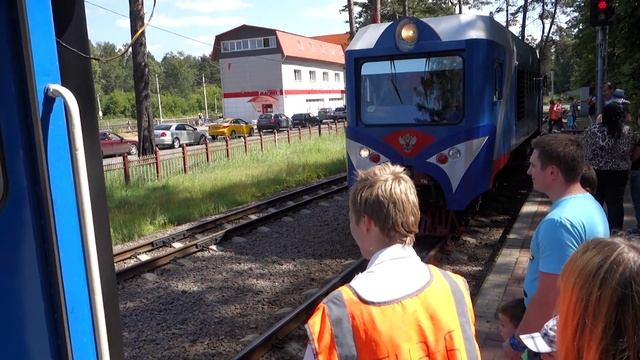 Детская железная дорога в Кратово - Сцепка тепловоза (2) смотреть онлайн