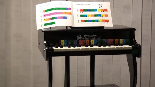 Schoenhut Baby Grand Piano Unboxing and Assembly смотреть онлайн