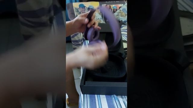 UNBOXING HEADPHONE JBL EVEREST 310 смотреть онлайн